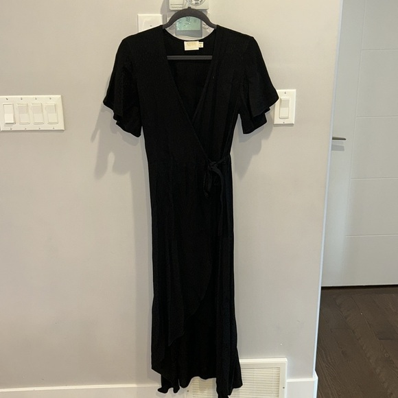 Nation Ltd Jacquard Wrap Ruffle Hem Dress Black - Picture 4 of 11